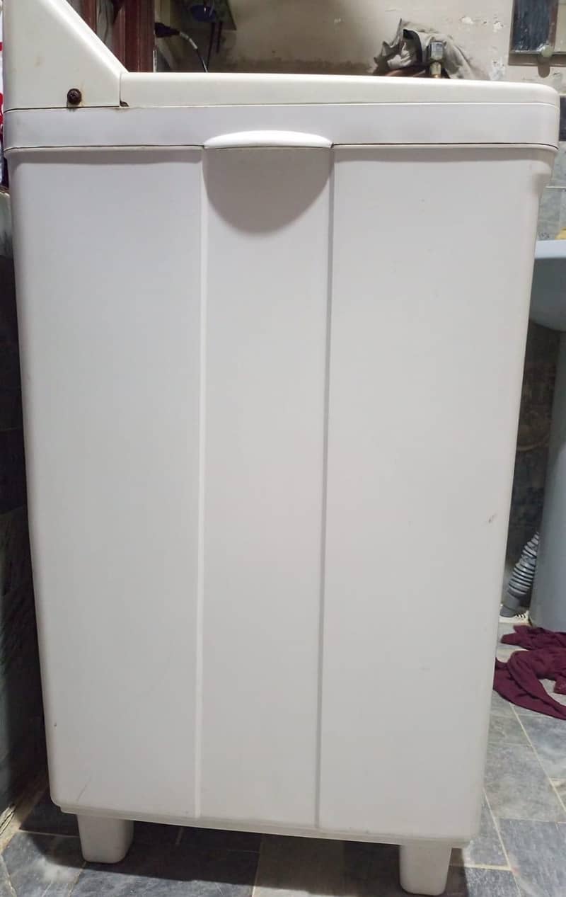 Dawlance washing machine 3