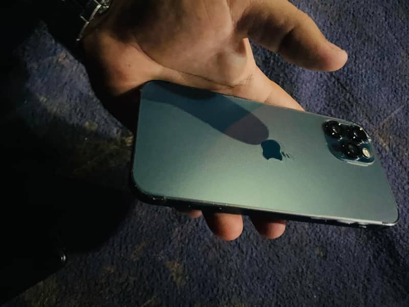 iPhone 12 pro 0