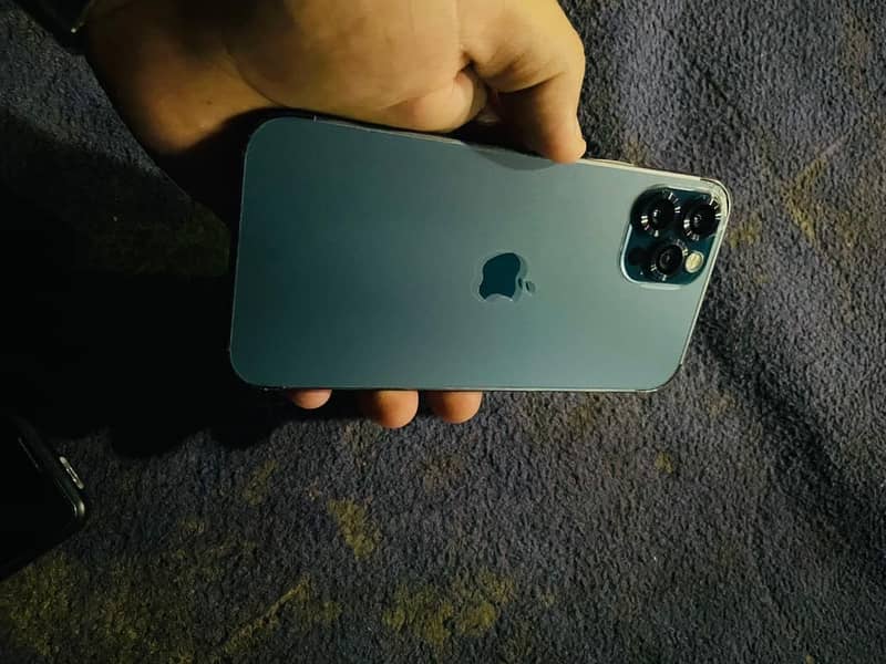 iPhone 12 pro 1