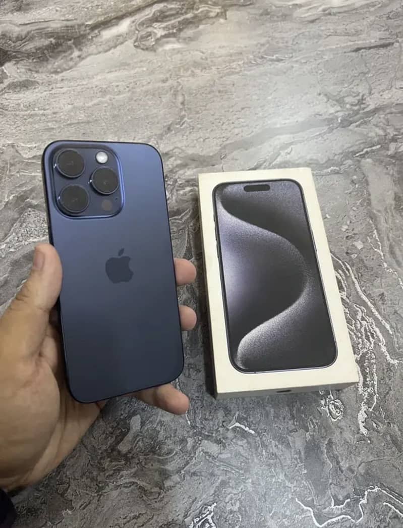 Apple iPhone 15 Pro Max 0