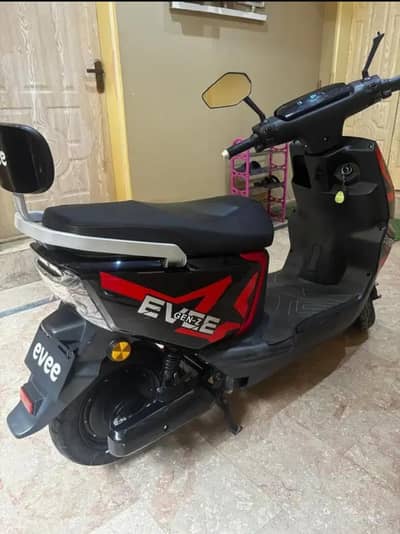 Evee Gen Z Electric Scooty model 2025 WhatsApp 0322-2975090