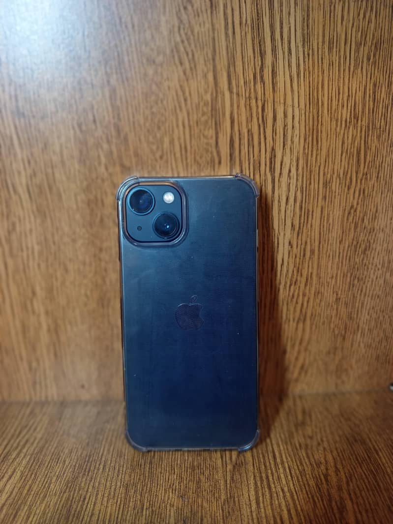 Apple iPhone 13 5