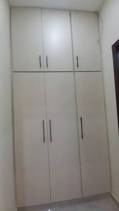 10 Marla Brand New House For Sale