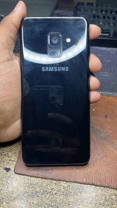 Samsung Mobile A8(2018)