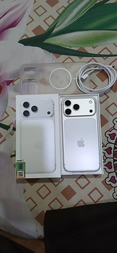 i phone 17Pro Max Silver 256GB Full Box officially PTA Approved
