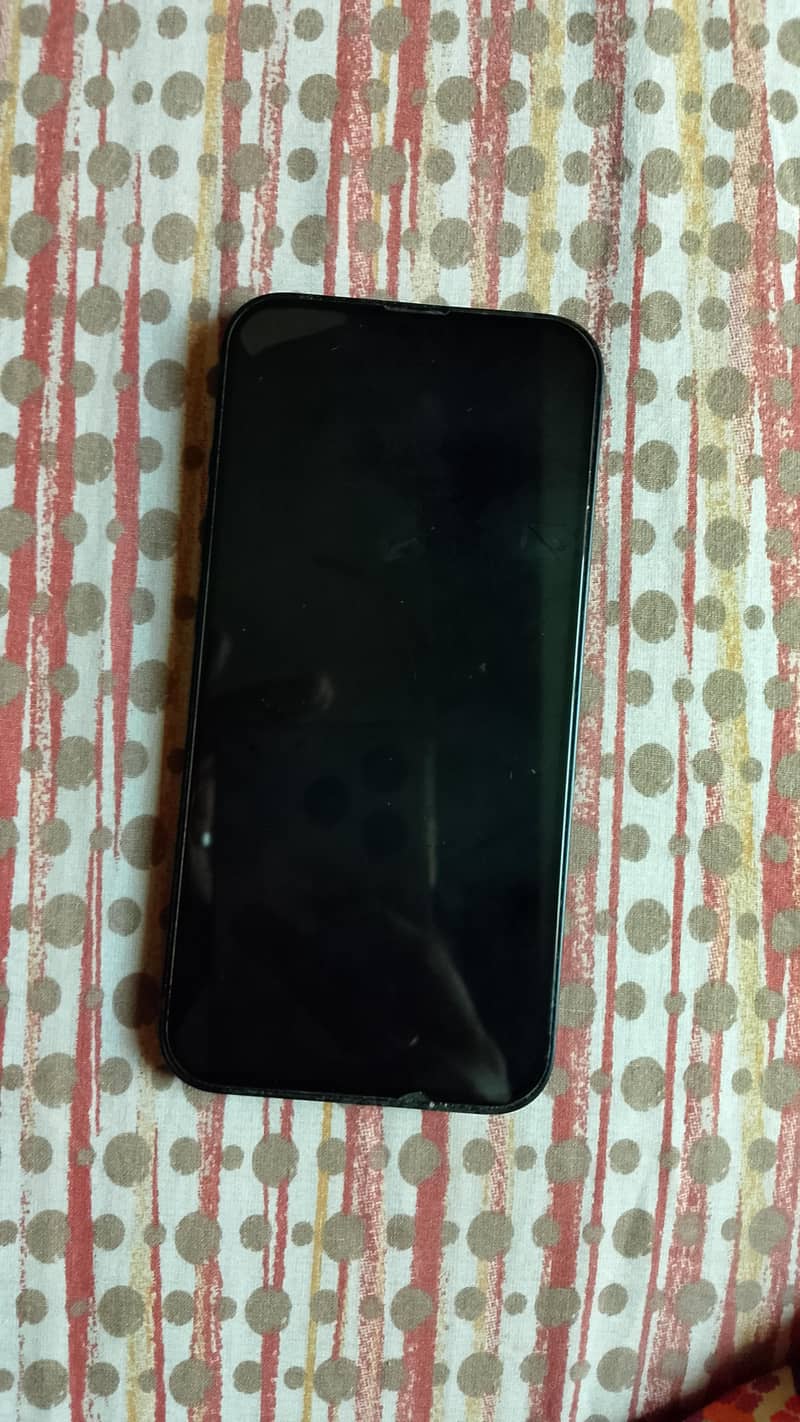 Apple iPhone 13 1