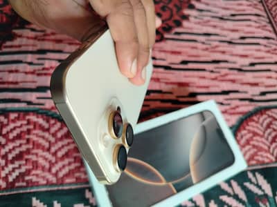 Apple iPhone 16 Pro Max