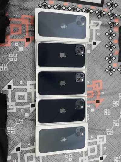 iPhone 13 (Carrier Locked) Complete Box