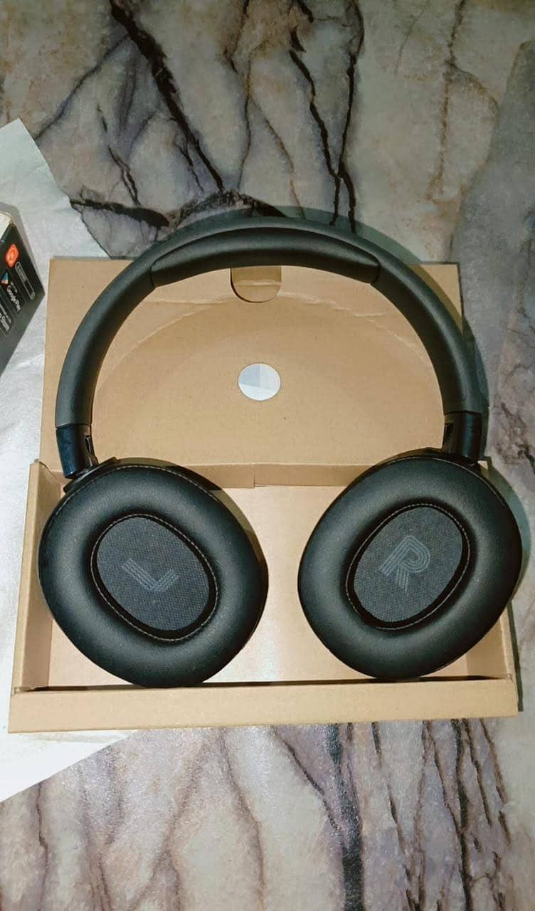 JBL Tune 720bt 1
