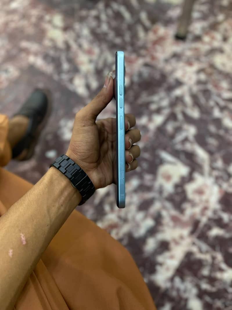 Tecno Spark Go2 2