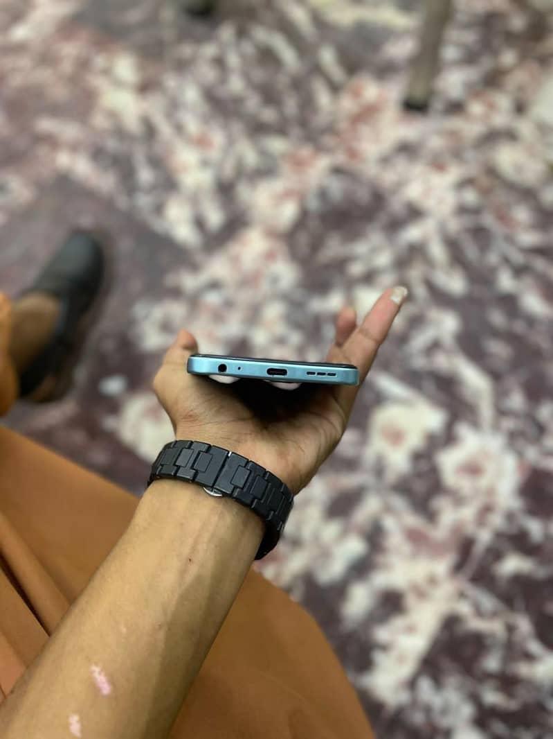 Tecno Spark Go2 5