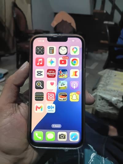 Apple iPhone 13