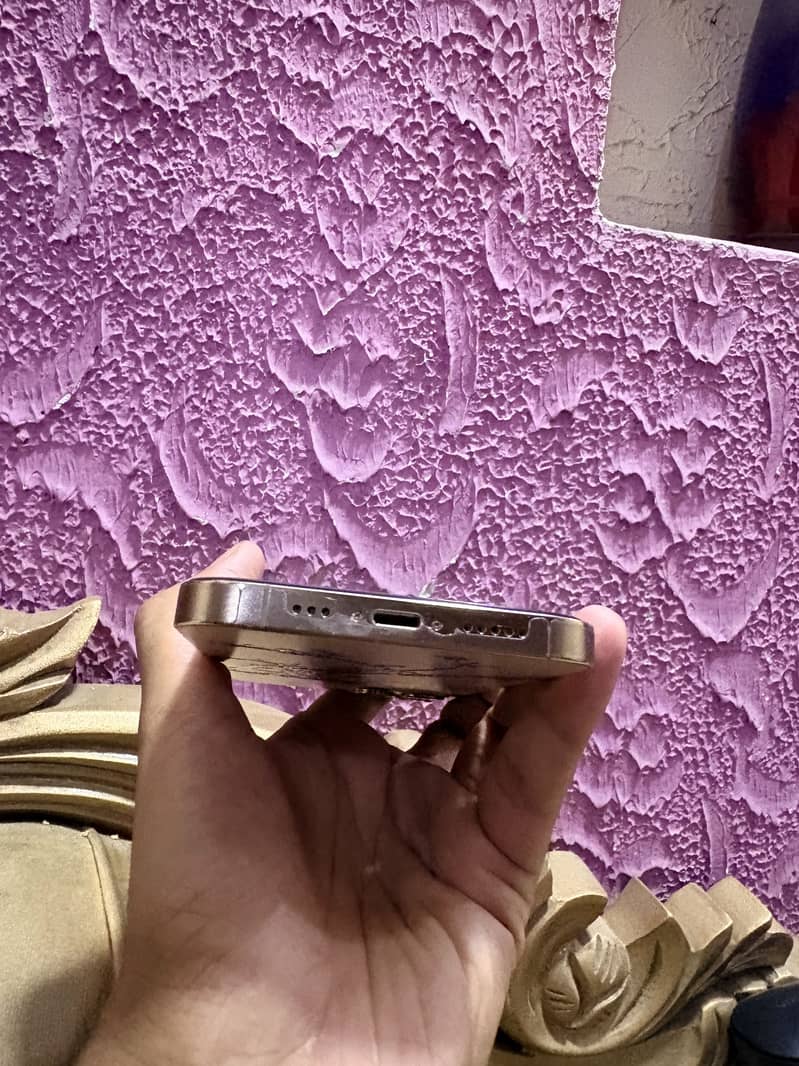 Apple iPhone 12 Pro 3