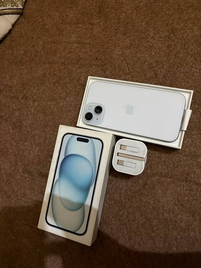 Apple iPhone 15 15