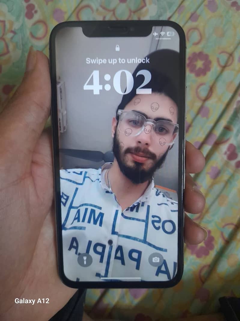 Apple iPhone X 0