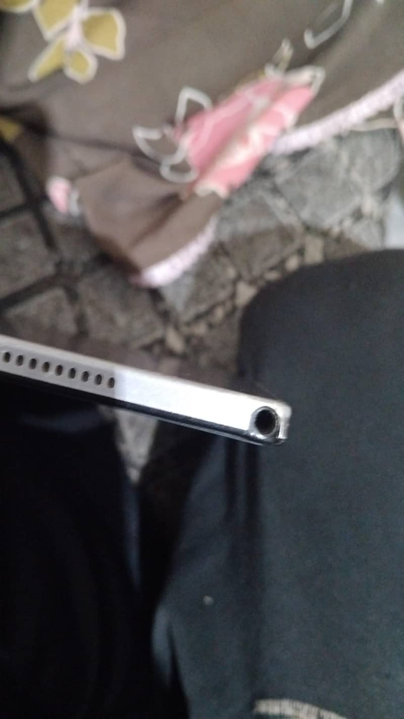 Samsung Tablet A8 7