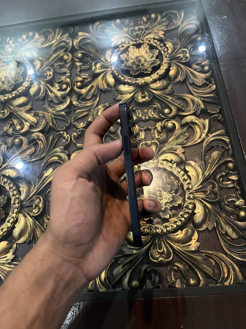 Iphone 12 mini 0