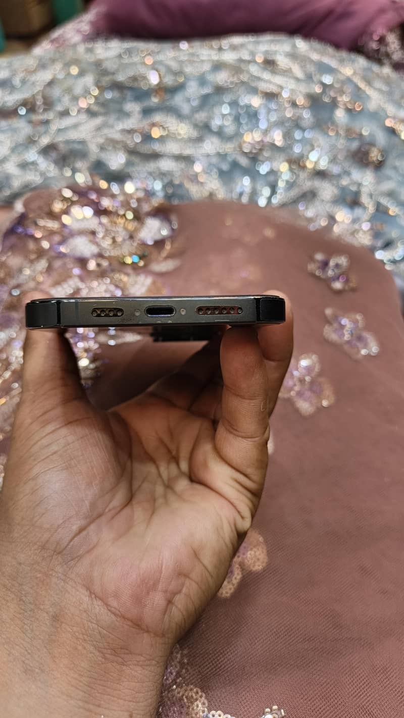 Apple iPhone 13 Pro Max 7