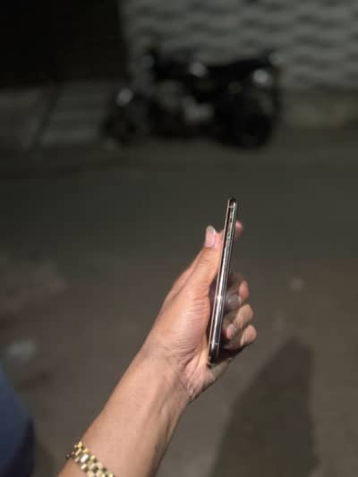 Apple iPhone XS