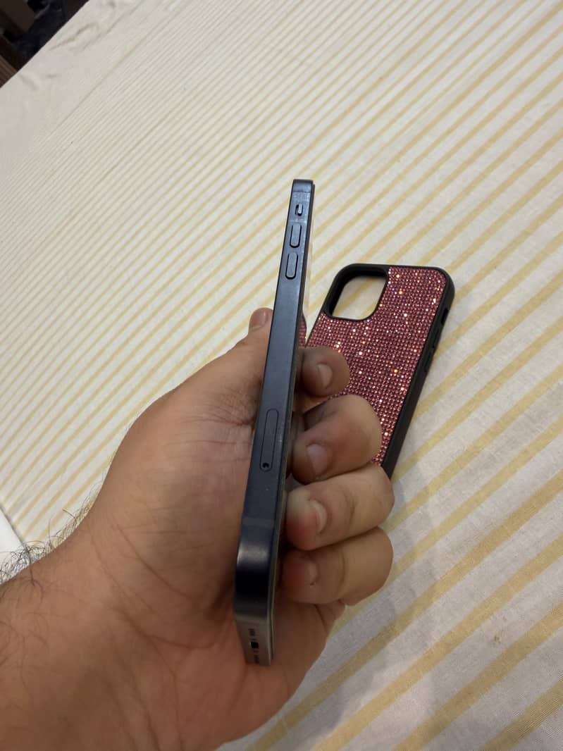 Apple iPhone 12 5