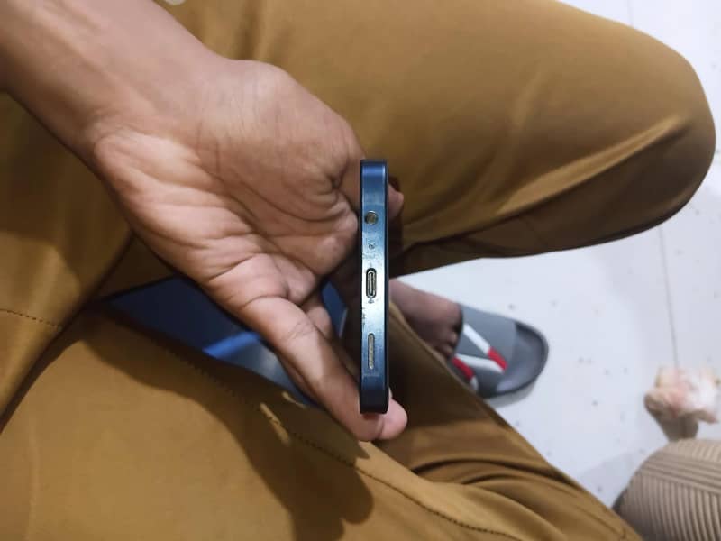 Samsung Mobile A06 2