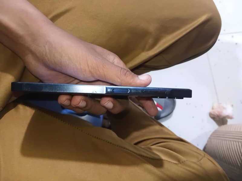 Samsung Mobile A06 6