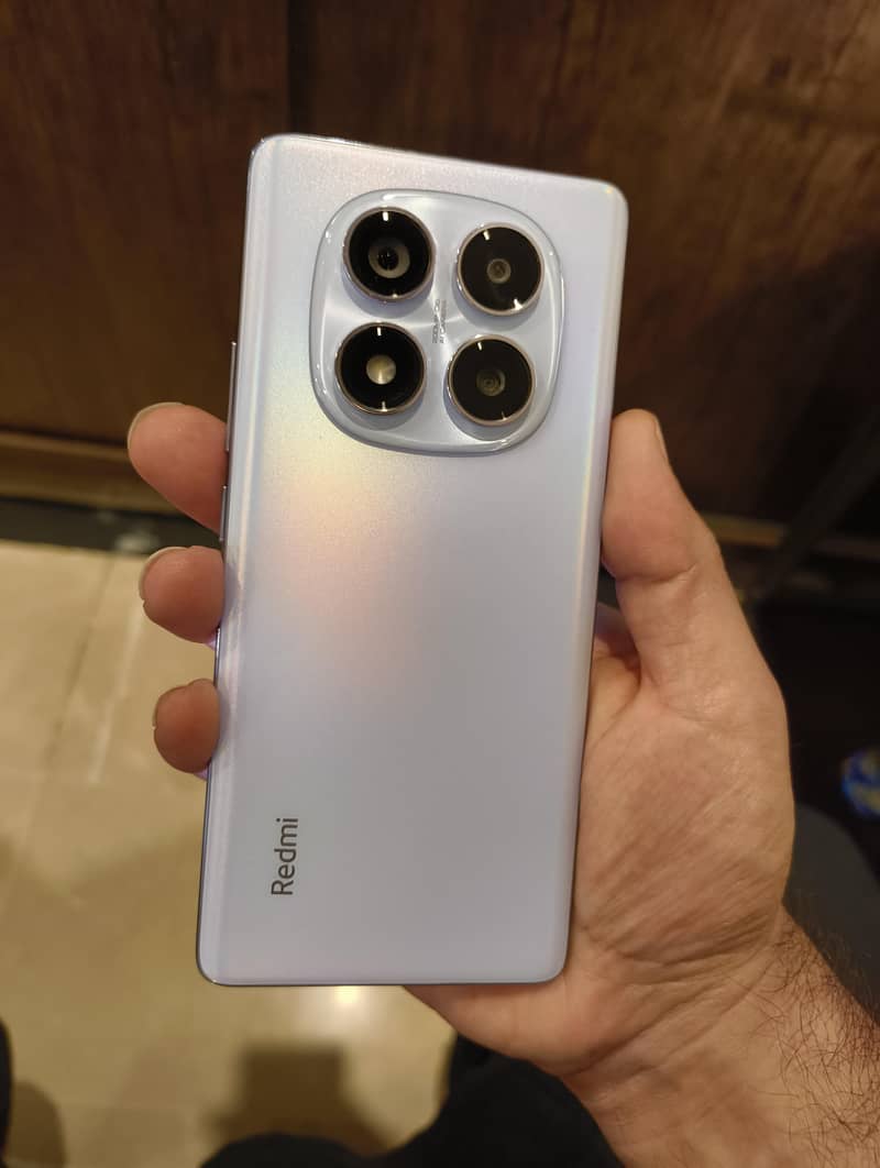 Xiaomi Redmi Note 14 Pro 0