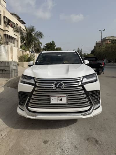 Lexus LX Series 2023