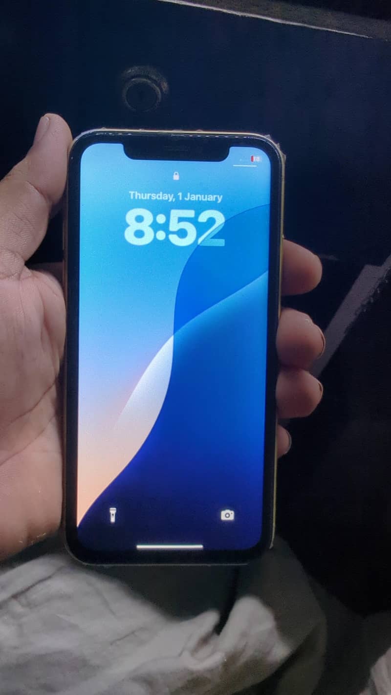 Apple iPhone XR 1