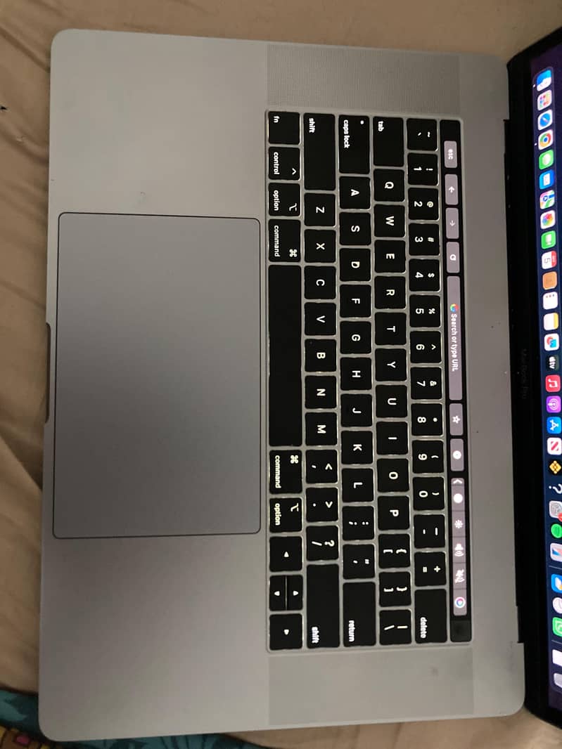 MacBook Pro 2018 Work Station 3