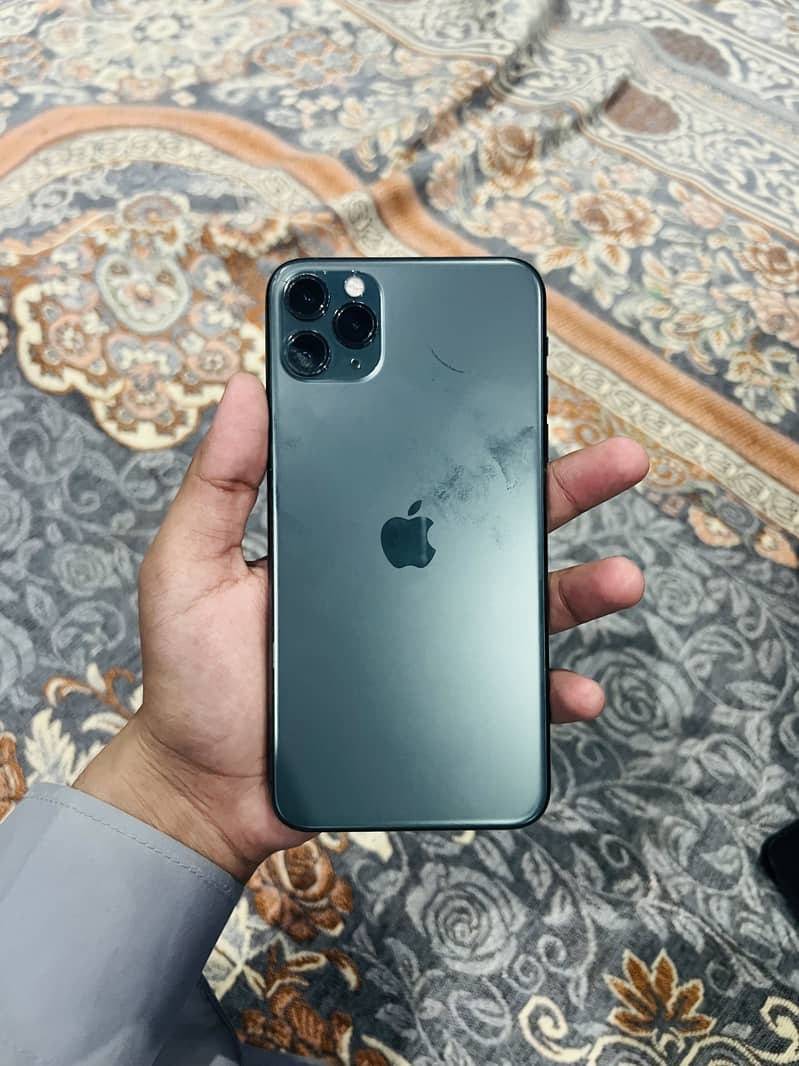 Apple iPhone 11 Pro Max 1