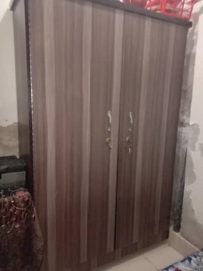 2 Door Almari for sell new bnii hui hai