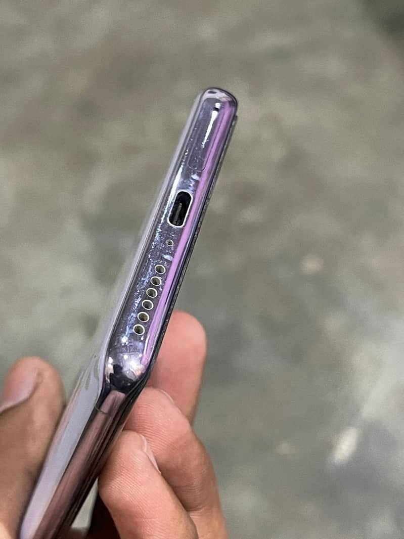 Xiaomi Redmi Note 14 Pro 4
