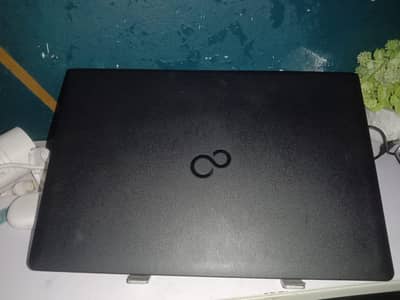laptop 10 by 10 condition