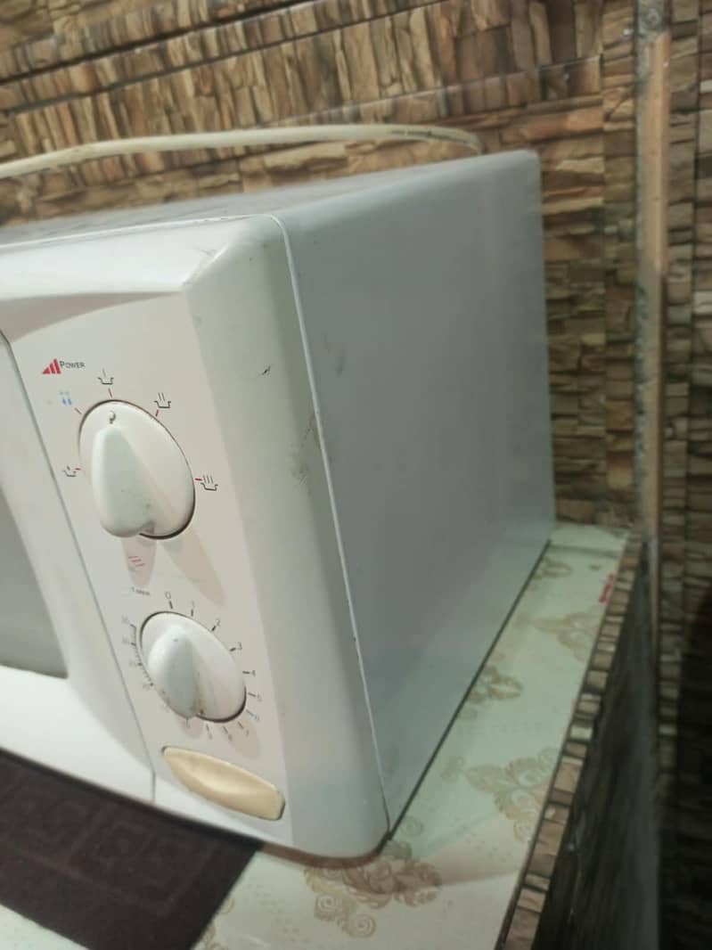 Dawlance OVEN 1