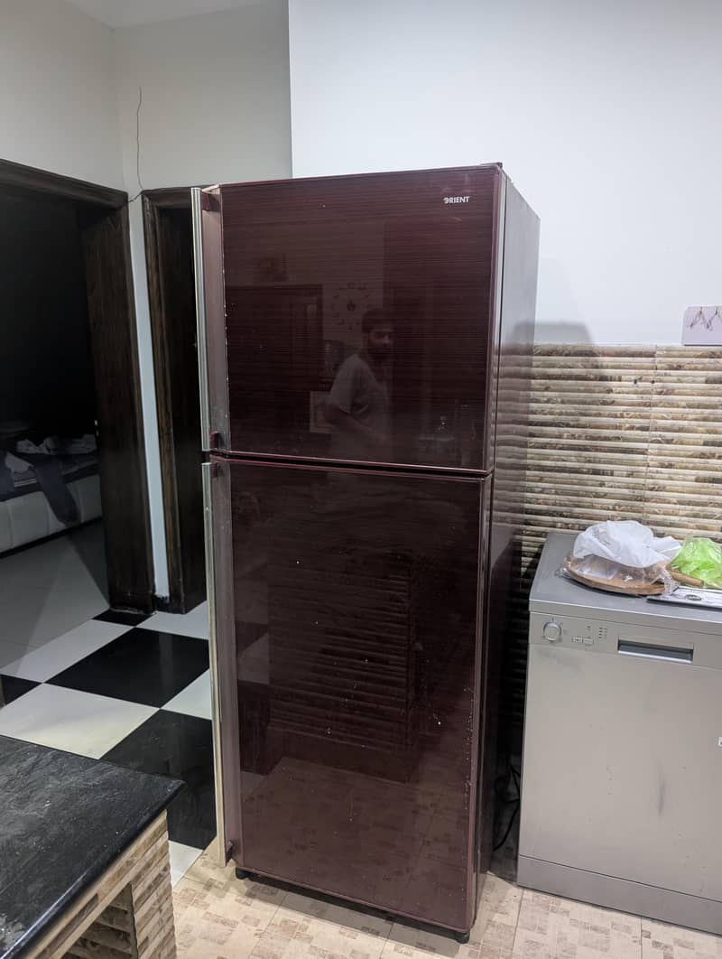 Orient full size fridge 0