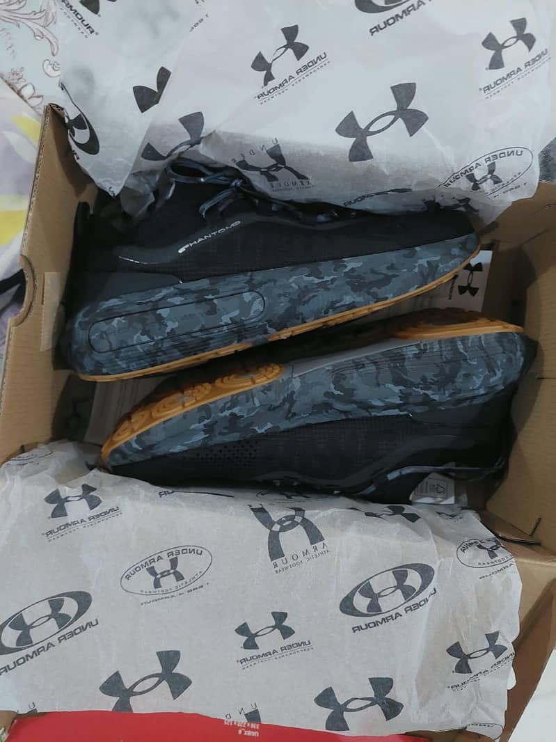 Under Armour Phantom 4 0