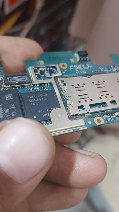 mother board chiye on ho ya off sb chalega
