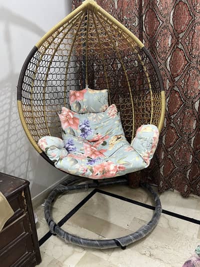 Selling Jhoola + Cushion [ Urgently ]