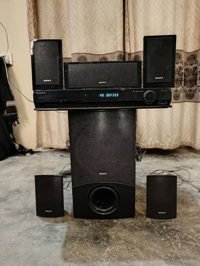 Sony DAV-TZ210  5.1-channel
