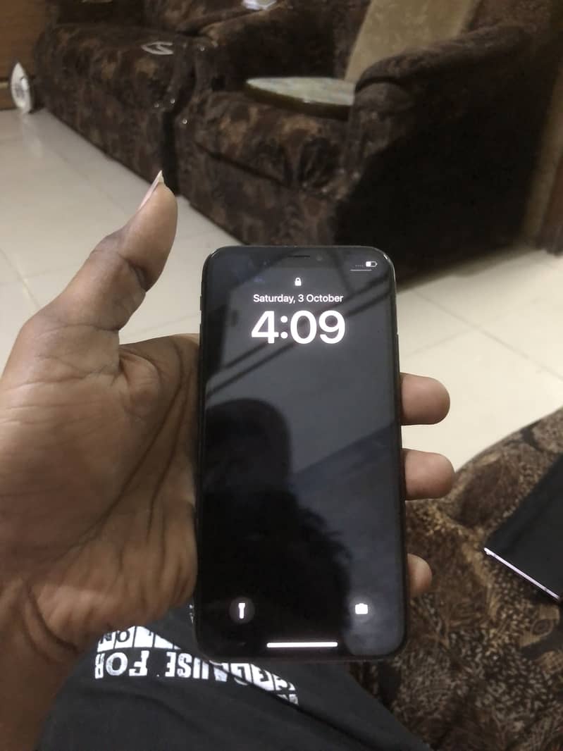 Apple iPhone X 0