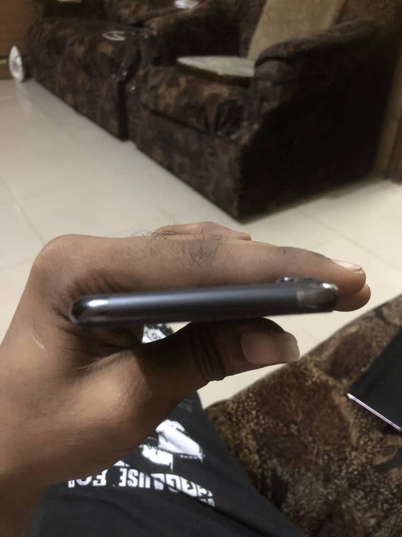 Apple iPhone X 2