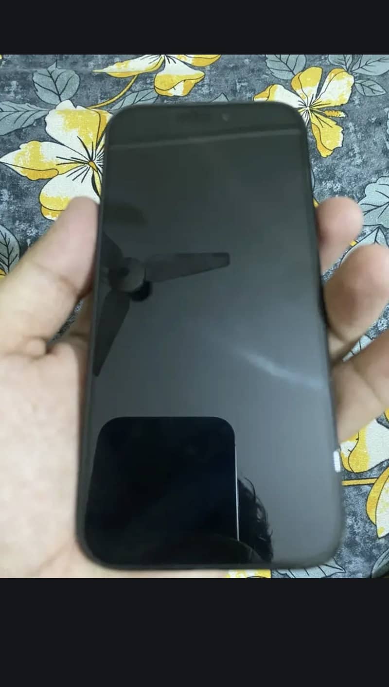 Apple iPhone 15 Pro 3