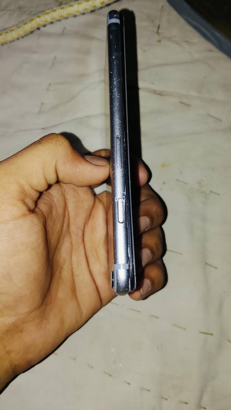 Apple iPhone 6 3
