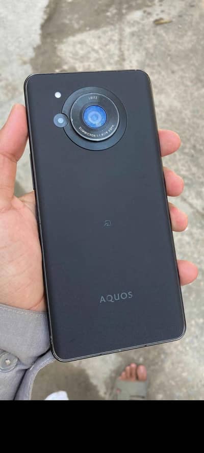 AQUAS R7 . . 12/256GB ONLY EXCHANGE NECHE DEKO