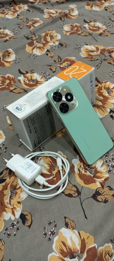 Tecno Spark 20C 4+4GB / 128GB