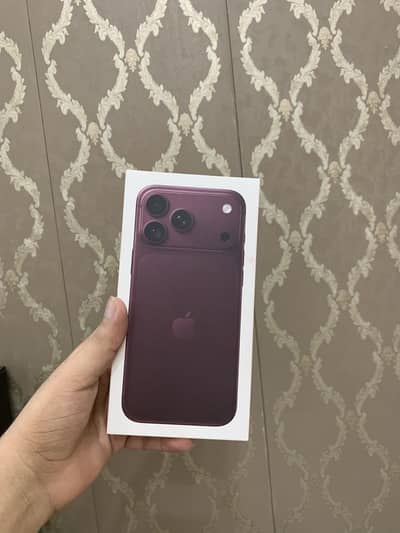 Apple iPhone 18 Pro 256gb dual esim box pack available in all colors
