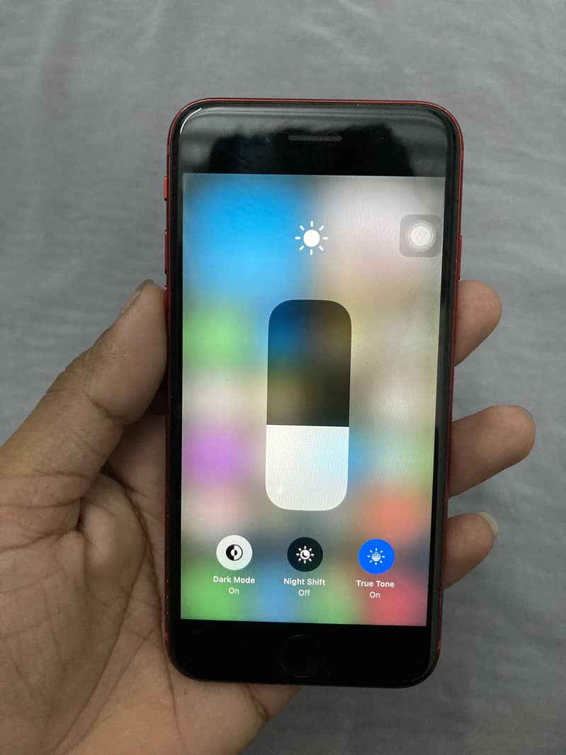 Apple iPhone 8 4