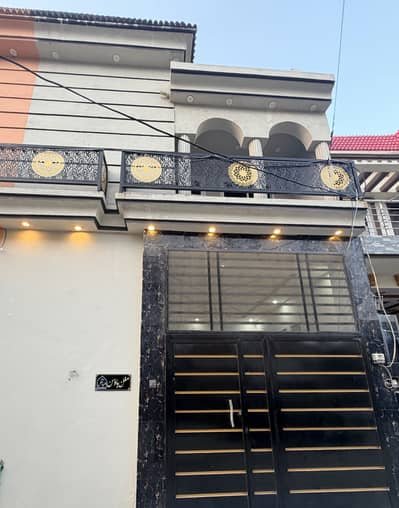 3.5 Marla Beautiful House For Sale In Sheikh Collony Sialkot
