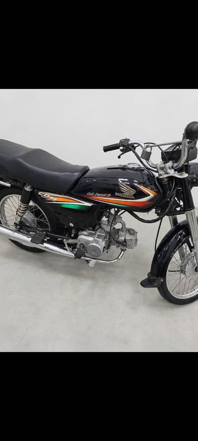 Honda CD 70 2016, Karachi number, first owner,